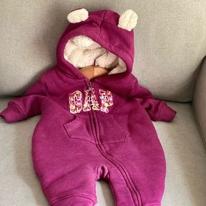 Gap Sherpa lined one piece outerwear 0-3 months